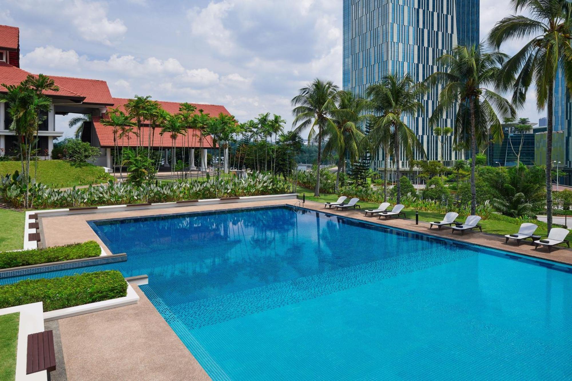 Palm Garden Hotel, Putrajaya, A Tribute Portfolio Hotel Екстер'єр фото